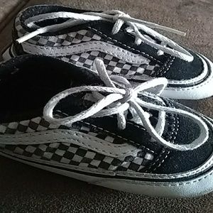 Vans baby checker